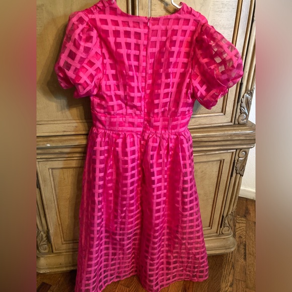 Pink dress never worn! - Picture 2 of 2